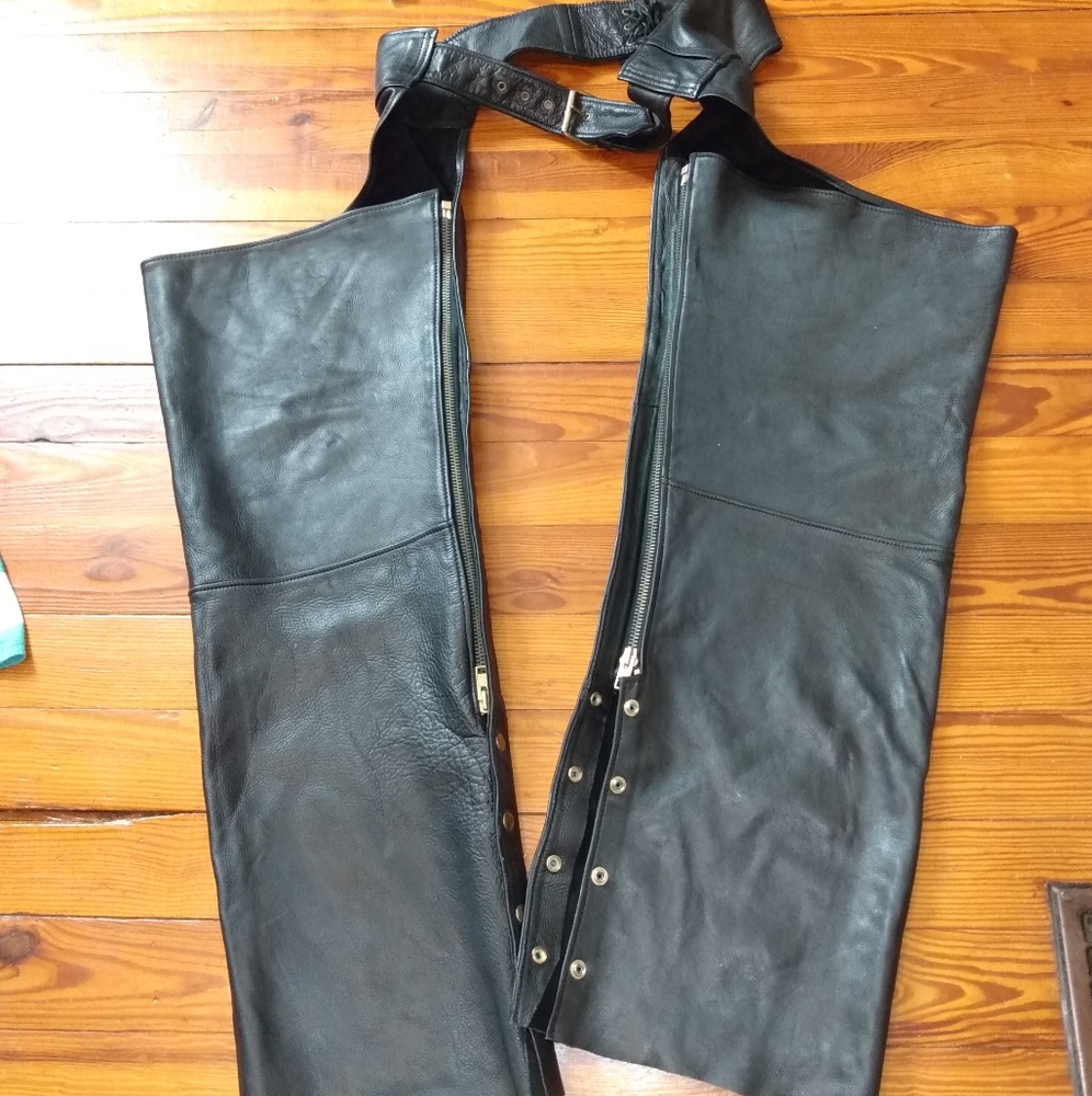 Men's leather chaps like new